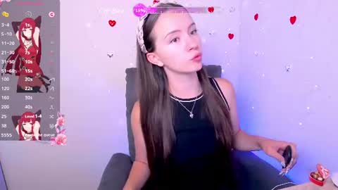 Snapshot of bellavelure66 chatting on 07-09-26, 01:53 bella online show from 07-09-26, 01:53