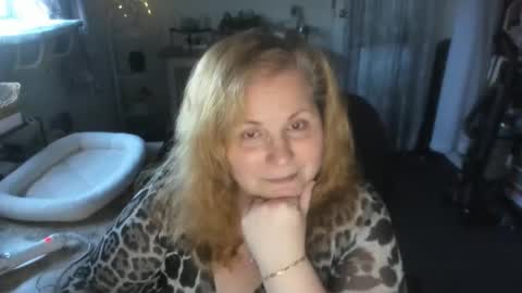 Bellavoca online show from 11-16-25, 12:33