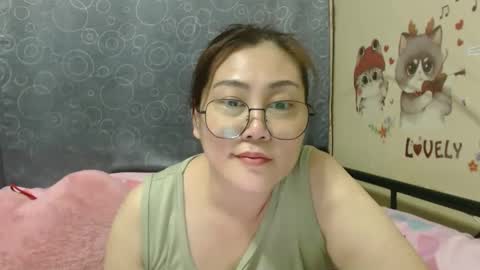 Bella online show from 03-10-25, 11:42