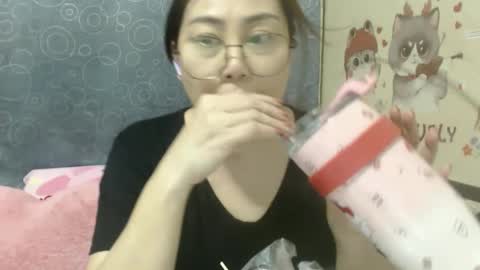 Bella online show from 03-11-25, 10:18