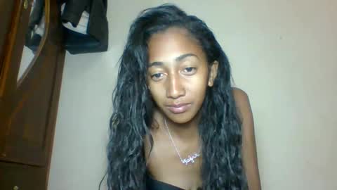 belle_annah online show from 04-26-26, 03:48