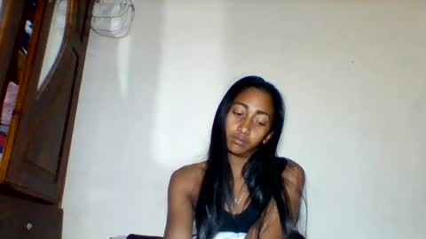 Snapshot of belle_annah chatting on 07-24-26, 07:56 belle_annah online show from 07-24-26, 07:56
