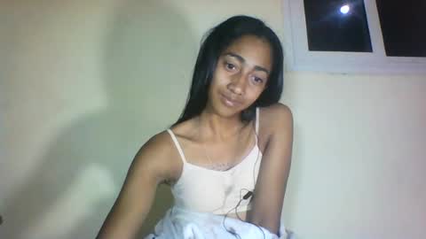 Snapshot of belle_annah chatting on 08-07-26, 03:52 belle_annah online show from 08-07-26, 03:52