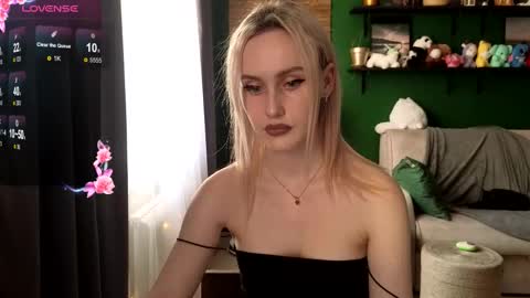 Belle online show from 09-16-25, 11:11