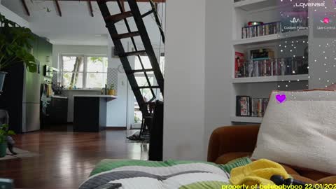 BELLE   online show from 01-22-25, 03:20