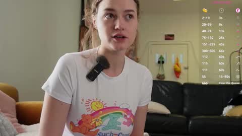 BELLE   online show from 10-17-25, 03:42