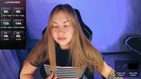 Snapshot of bellezza_ chatting on 02-12-25, 08:18 Your Annabelle Wolf online show from 02-12-25, 08:18