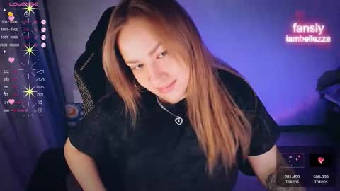 Snapshot of bellezza_ chatting on 12-01-25, 02:55 Your Annabelle Wolf online show from 12-01-25, 02:55