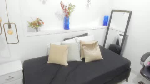 Bellota Flak online show from 12-31-24, 04:06