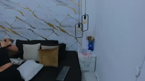 Bellota Flak online show from 02-04-25, 03:44