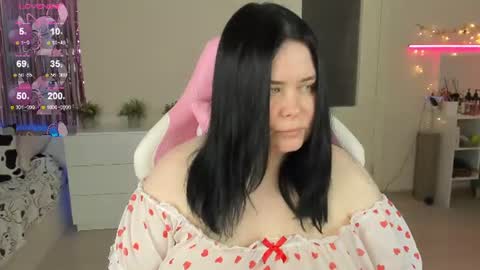 LinaBoo online show from 06-11-26, 12:58