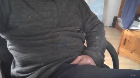 Snapshot of bemichel chatting on 11-29-25, 10:29 jaimetout online show from 11-29-25, 10:29