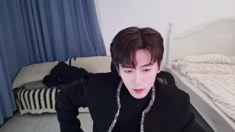 Snapshot of ben705676 chatting on 01-16-26, 04:00 Ben online show from 01-16-26, 04:00