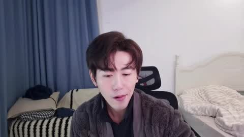 Snapshot of ben705676 chatting on 02-01-26, 01:20 Ben online show from 02-01-26, 01:20