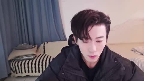 Snapshot of ben705676 chatting on 03-09-26, 03:05 Ben online show from 03-09-26, 03:05