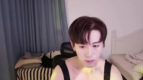 Snapshot of ben705676 chatting on 03-16-26, 01:04 Ben online show from 03-16-26, 01:04