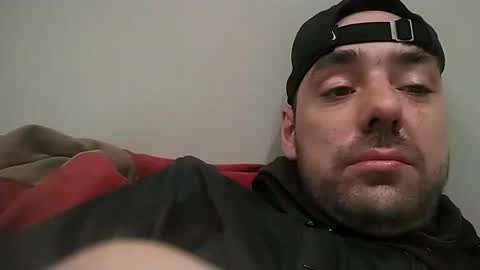 ben8296 online show from 04-27-26, 08:29