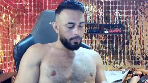 Snapshot of ben_blaze chatting on 01-25-25, 10:18 BEN online show from 01-25-25, 10:18