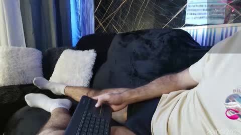 Snapshot of ben_blaze chatting on 09-29-25, 08:08 BEN online show from 09-29-25, 08:08