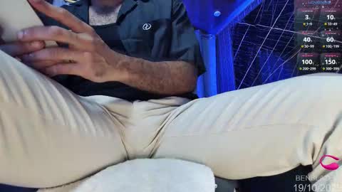 Snapshot of ben_blaze chatting on 10-19-25, 05:19 BEN online show from 10-19-25, 05:19