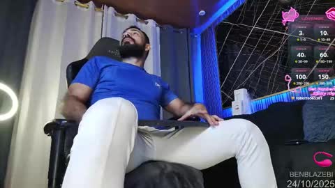 Snapshot of ben_blaze chatting on 10-24-25, 05:59 BEN online show from 10-24-25, 05:59