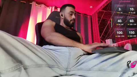 Snapshot of ben_blaze chatting on 10-30-25, 06:04 BEN online show from 10-30-25, 06:04