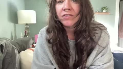 bendlikebecks online show from 12-15-25, 02:54