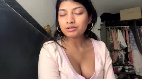 bengalibaddie7_x online show from 05-19-26, 02:18