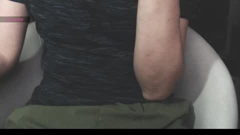 Snapshot of benijamin chatting on 02-01-26, 09:24 benijamin online show from 02-01-26, 09:24