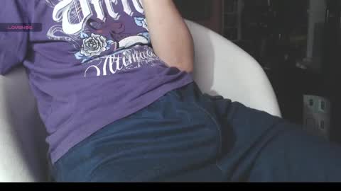 Snapshot of benijamin chatting on 03-08-26, 09:40 benijamin online show from 03-08-26, 09:40