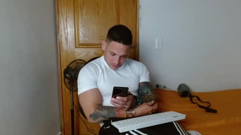 Snapshot of benjamin_isaac chatting on 02-03-25, 12:47 benjamin_isaac online show from 02-03-25, 12:47