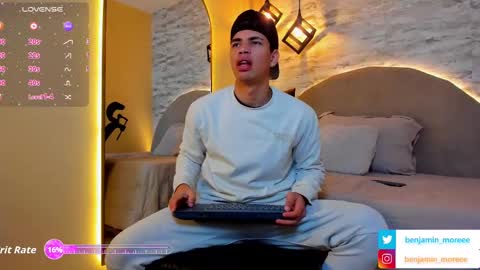 BENJAMIN online show from 09-24-25, 11:57