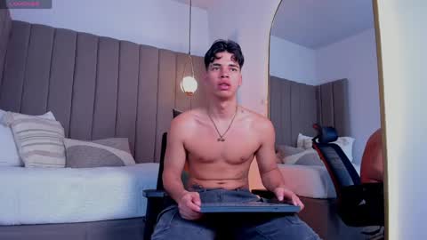 BENJAMIN online show from 05-14-26, 04:19