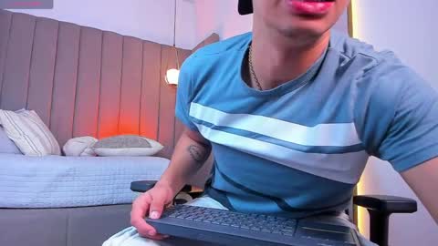 BENJAMIN online show from 05-18-26, 03:46