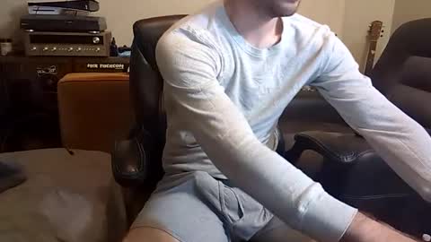 Snapshot of benjammin11311 chatting on 10-23-25, 09:30 Benjammin online show from 10-23-25, 09:30