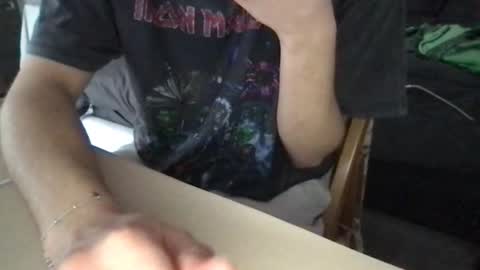 Bennie online show from 03-06-26, 04:36