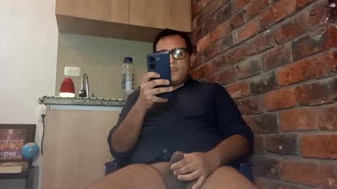 Snapshot of benny_94_project1000 chatting on 10-04-25, 07:01 Benn online show from 10-04-25, 07:01