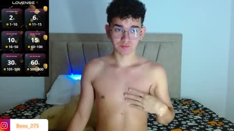 Snapshot of benny__1 chatting on 01-22-25, 01:11 ben online show from 01-22-25, 01:11