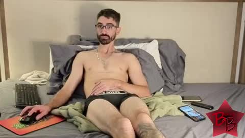 Snapshot of benny_boy95 chatting on 09-24-25, 03:10 benny_boy95 online show from 09-24-25, 03:10