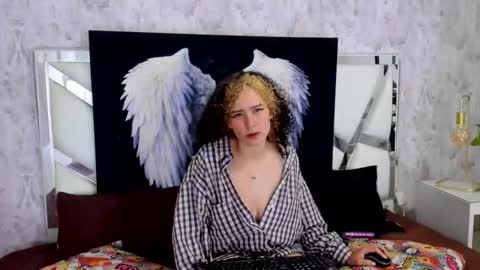 Snapshot of benny_wilson chatting on 09-25-25, 03:43 benny_wilson online show from 09-25-25, 03:43