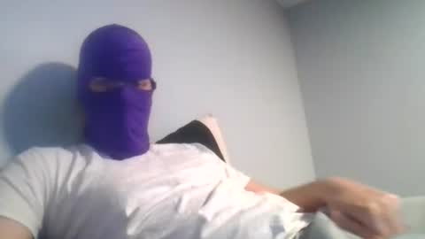 Snapshot of bennybueno chatting on 07-19-26, 02:59 bennybueno online show from 07-19-26, 02:59