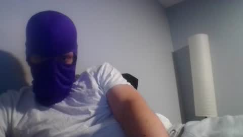 Snapshot of bennybueno chatting on 07-26-26, 04:53 bennybueno online show from 07-26-26, 04:53