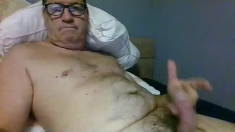 bennybutterfly007 online show from 12-05-24, 12:55