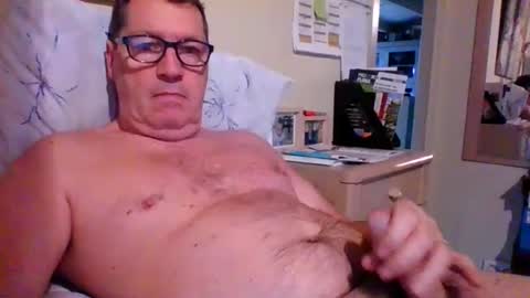 bennybutterfly007 online show from 01-06-25, 12:35