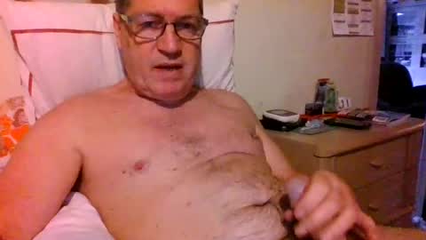 bennybutterfly007 online show from 06-12-26, 05:12