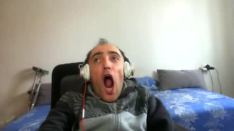 bentish online show from 03-26-26, 08:42