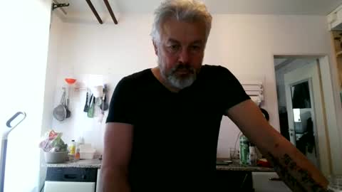 Martin online show from 11-24-25, 11:43