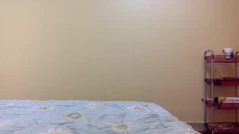 tixxie  online show from 11-12-25, 06:14