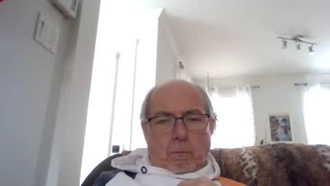 bernard1102 online show from 01-10-25, 03:27