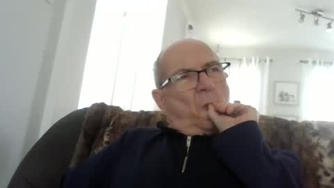 bernard1102 online show from 04-10-26, 01:27